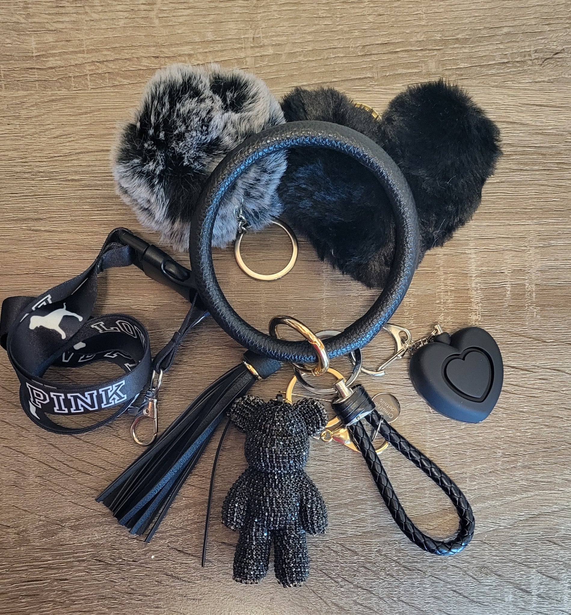 The Wristlet Keychain - Black – Fawn Design